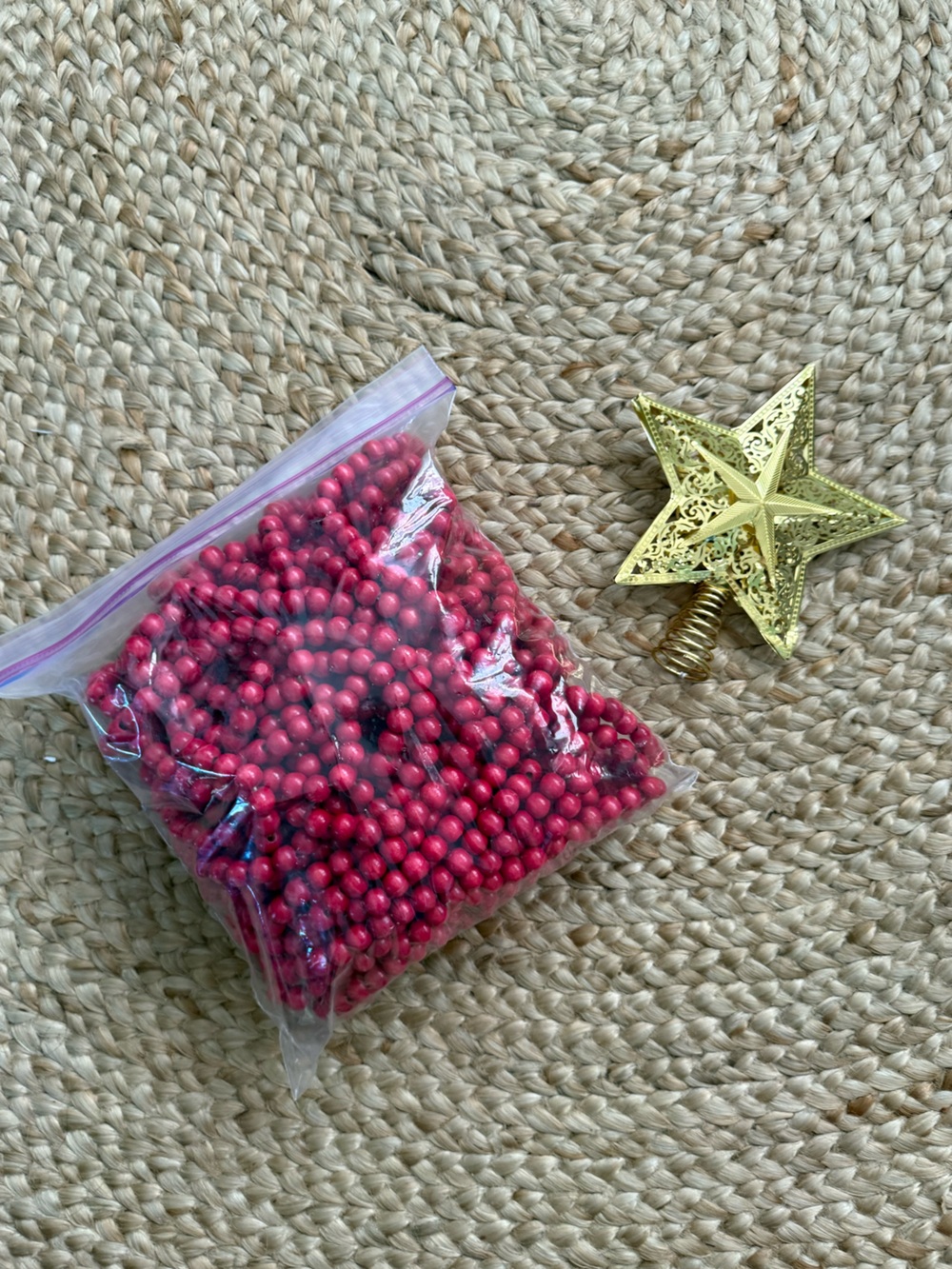 Vintage 1990s Christmas Decor – Red Wood Bead Garland + Gold Star Tree Topper
